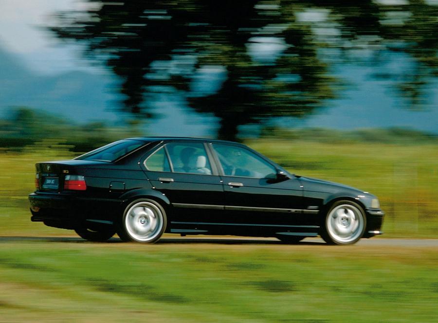  BMW M3 1993 года  (фото 11 из 12)